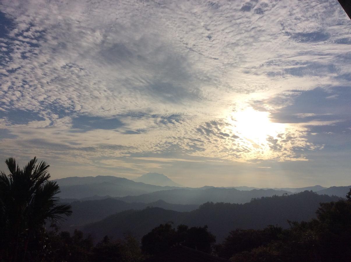 Sinurambi Cottage Rental Penampang Buitenkant foto